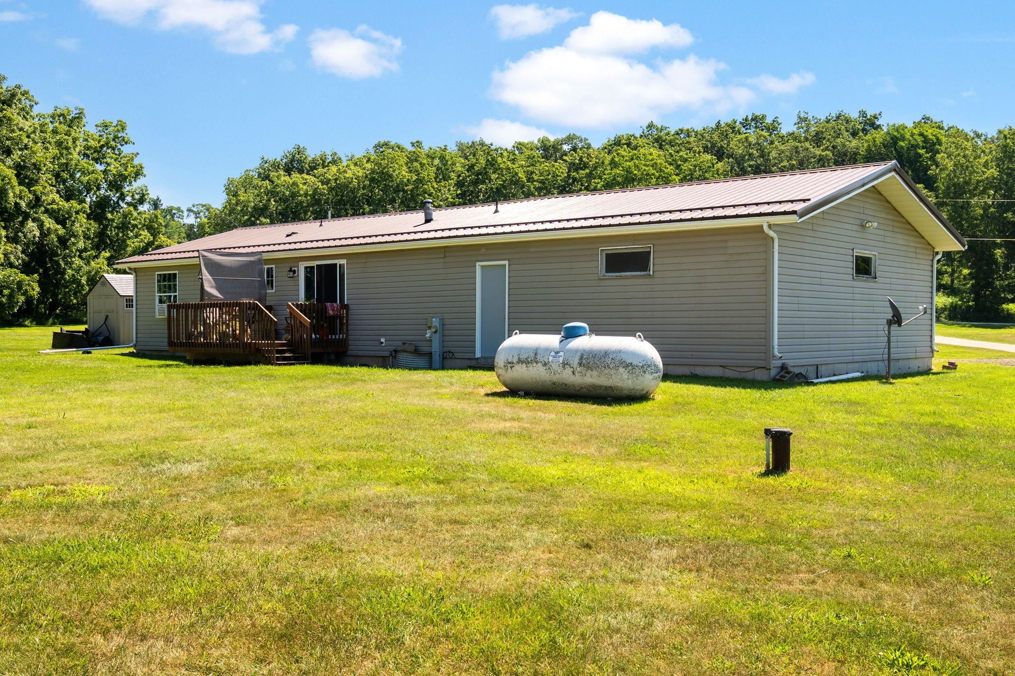 N6893 English Settlement Road Albany, WI 53502 - Photo 7 of 28