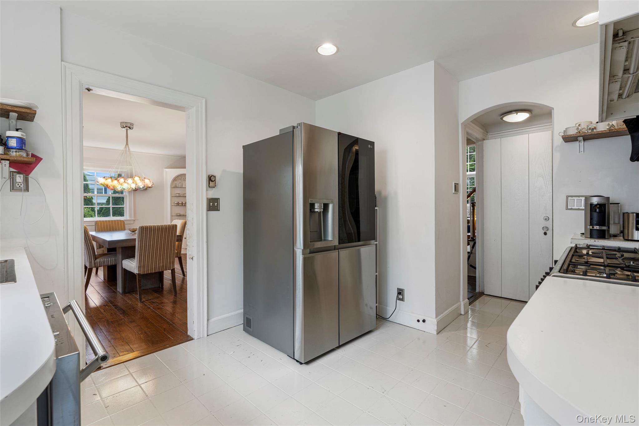 224 Mamaroneck Road Scarsdale, NY 10583 - Photo 12 of 28