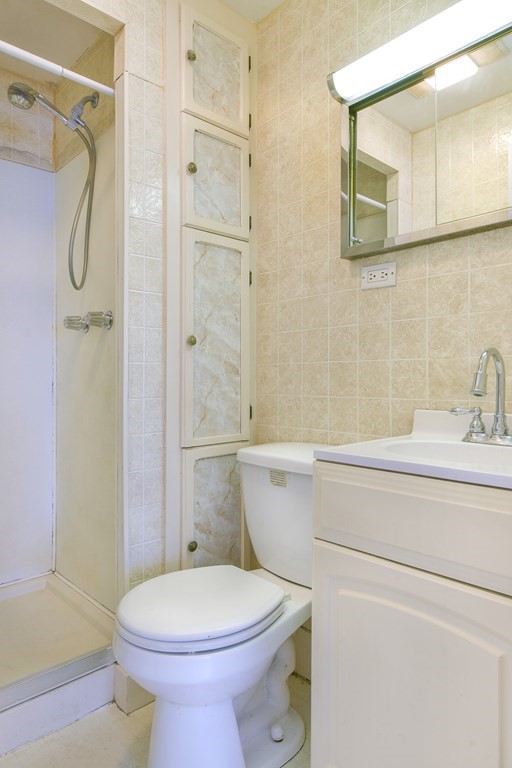 5 Rudolph Street Worcester, MA 01604 - Photo 33 of 40 Gallery Image 33
