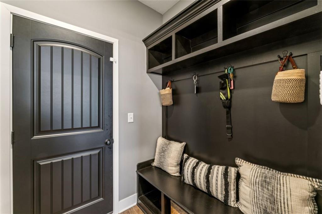 3728 Northwest Old Stagecoach Road Kansas City, MO 64154 - Photo 18 of 42