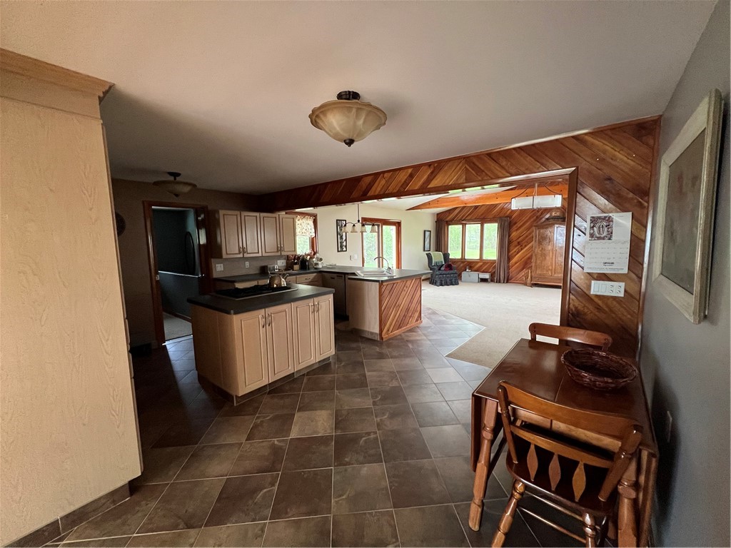 4431 Lake Shore Road Hamburg, NY 14075 - Photo 11 of 21