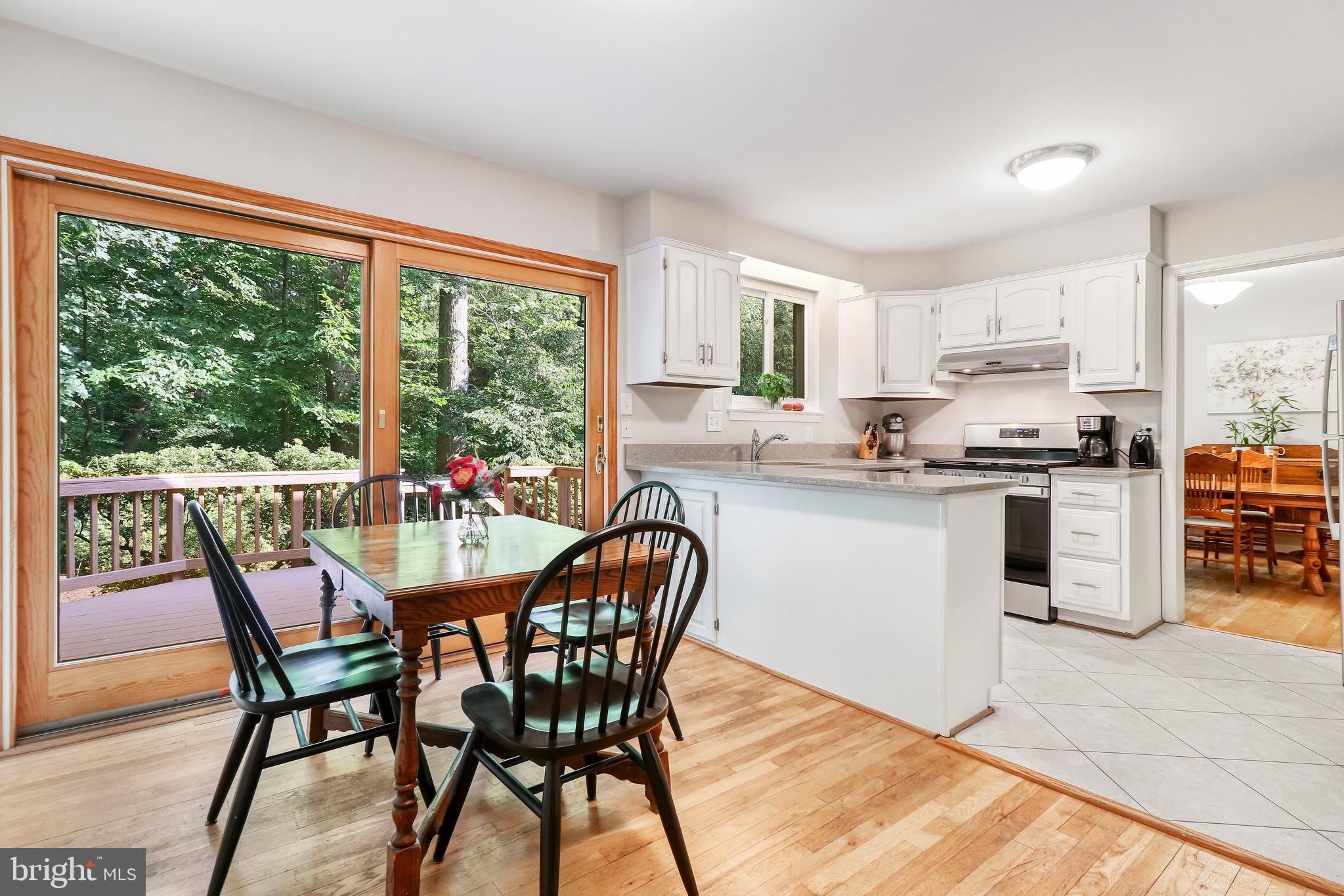 5306 Weymouth Drive Springfield, VA 22151 - Photo 6 of 70