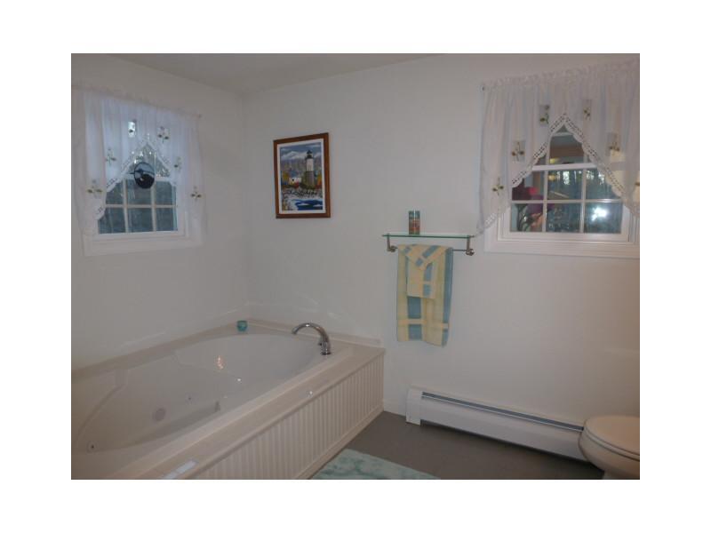 62 N Road Readfield, ME 04355 - Photo 9 of 15 Bathroom.