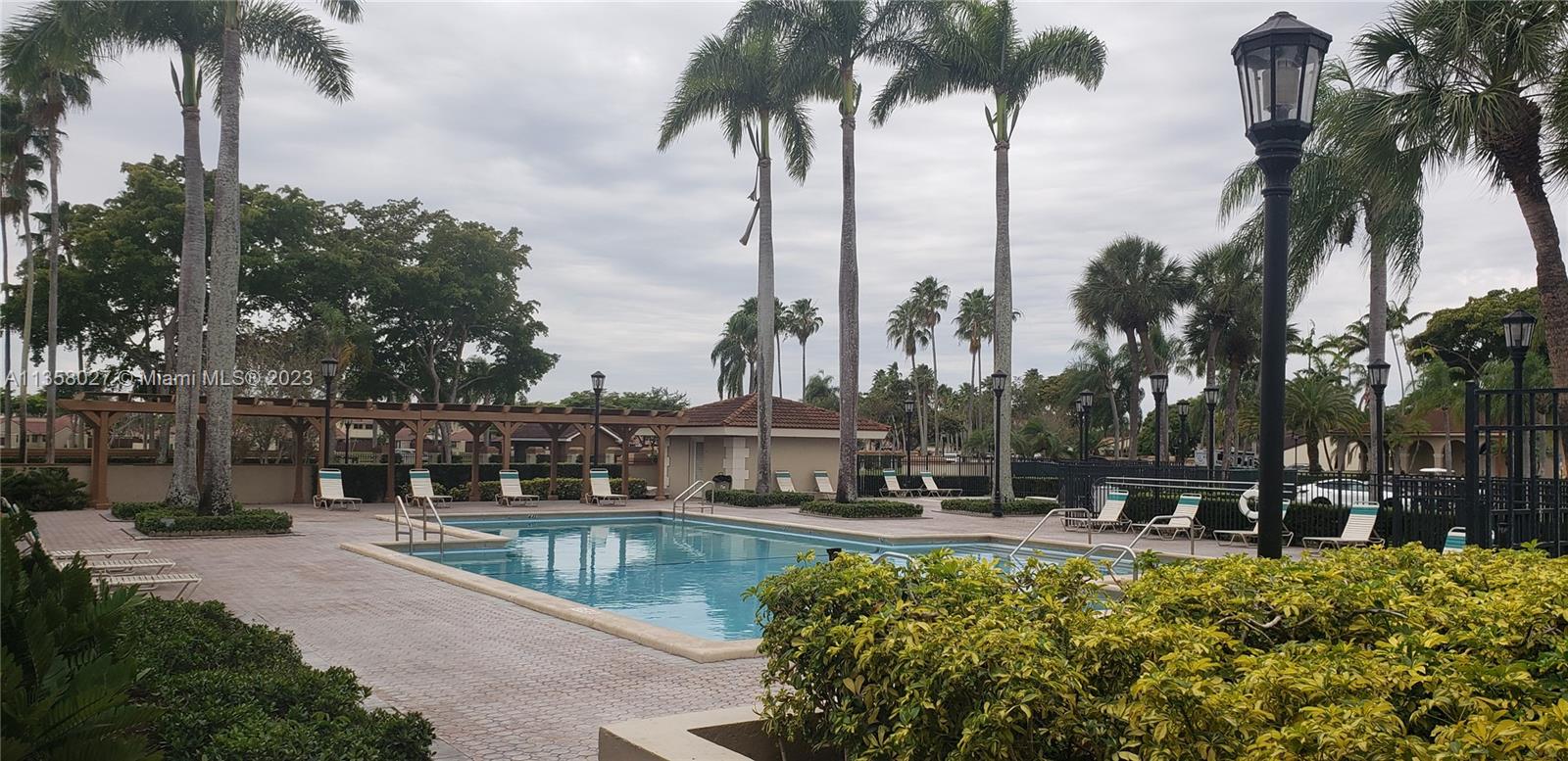 17320 Northwest 62nd Place Hialeah, FL 33015 - Photo 37 of 45