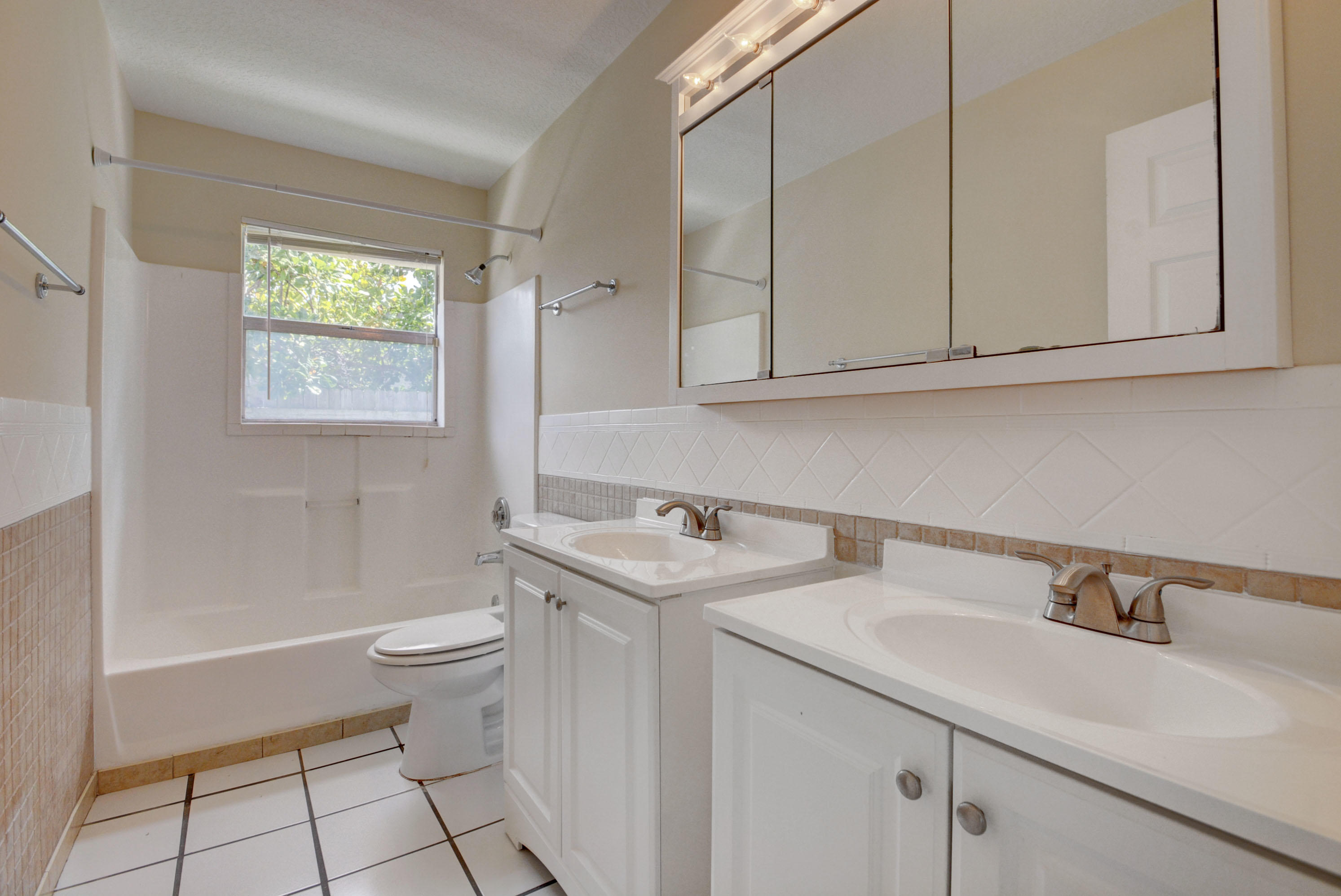 4972 Jefferson Road Delray Beach, FL 33445 - Photo 21 of 31 4972 Jefferson Rd (22)