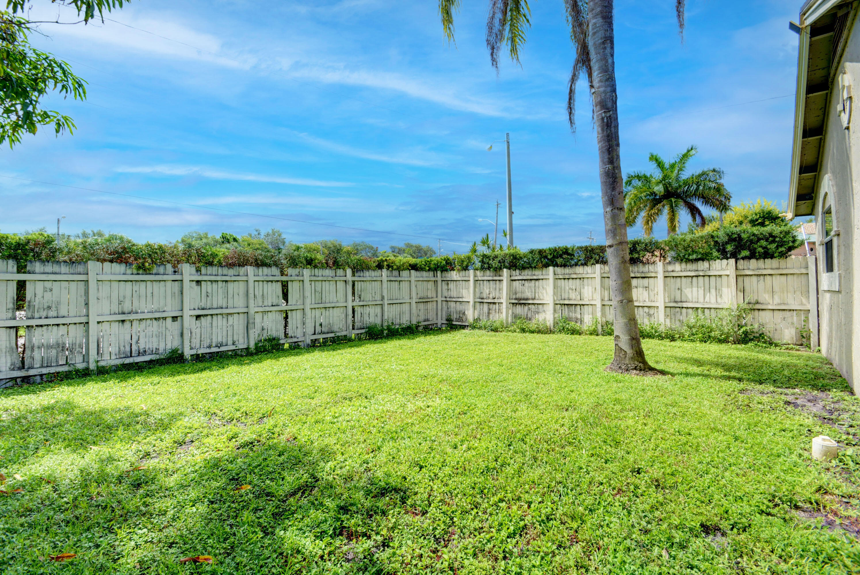 4972 Jefferson Road Delray Beach, FL 33445 - Photo 27 of 31 4972 Jefferson Rd (28)