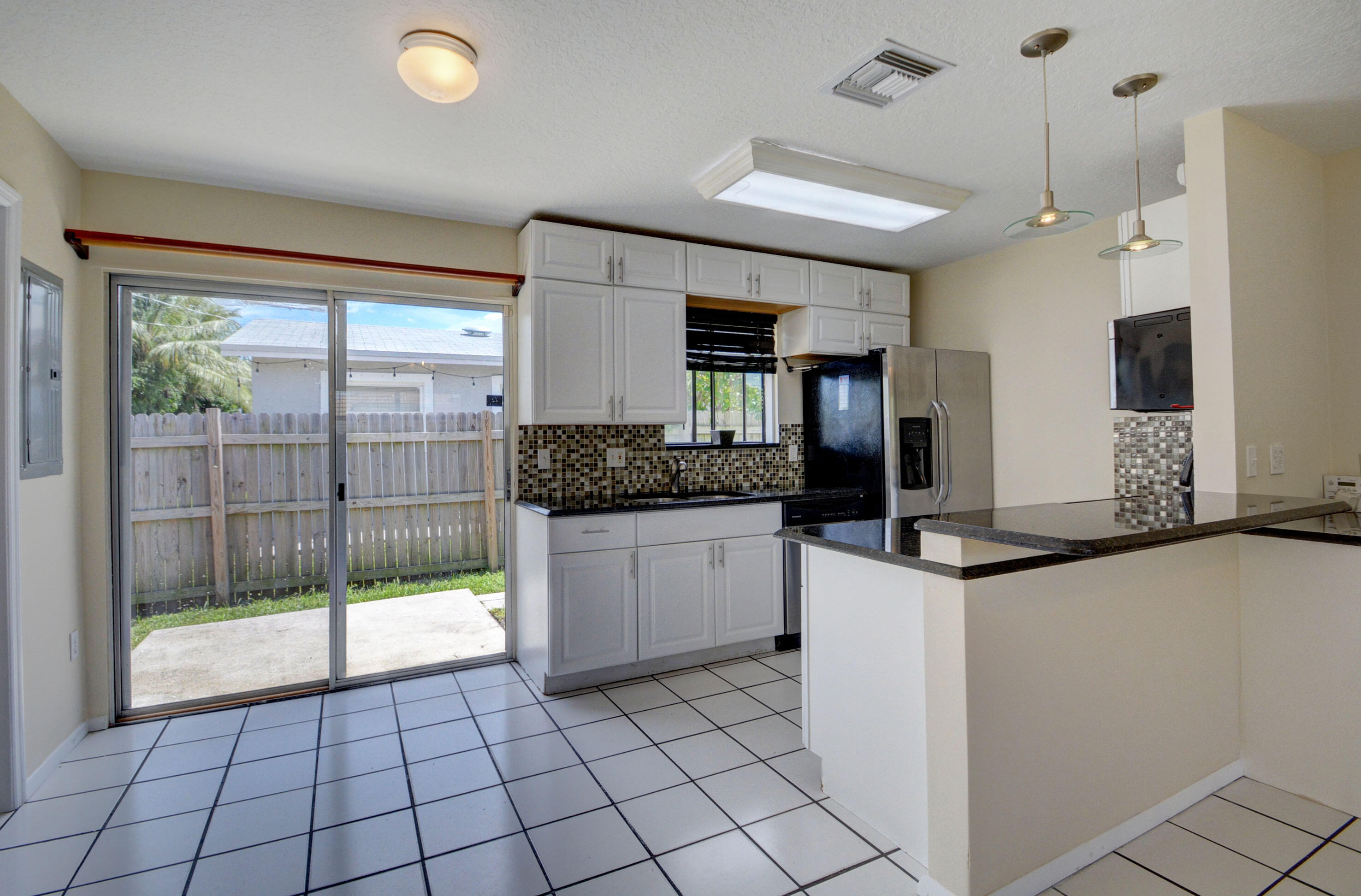 4972 Jefferson Road Delray Beach, FL 33445 - Photo 10 of 31 4972 Jefferson Rd (9)