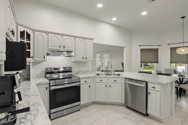 $412,000 | 418 Smiley Court, Winter Haven, FL 33884