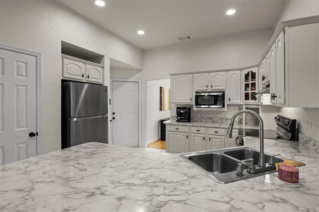 418 Smiley Court Winter Haven, FL 33884 - Photo 14 of 43