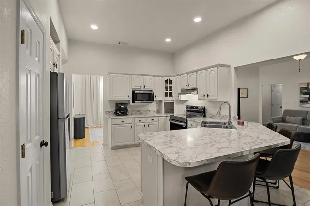 $412,000 | 418 Smiley Court, Winter Haven, FL 33884