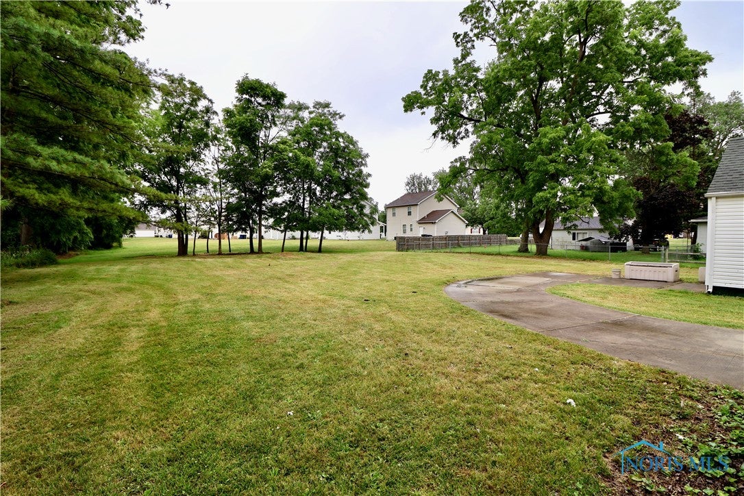 4134 Angola Road Toledo, OH 43615 - Photo 31 of 39 Gallery Image 31
