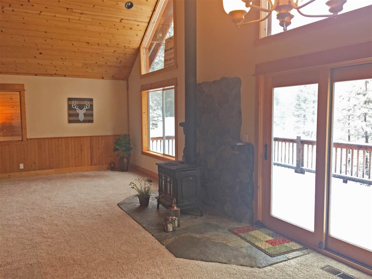 10635 Heather Road Truckee, CA 96161 - Photo 7 of 14 Gallery Image 7