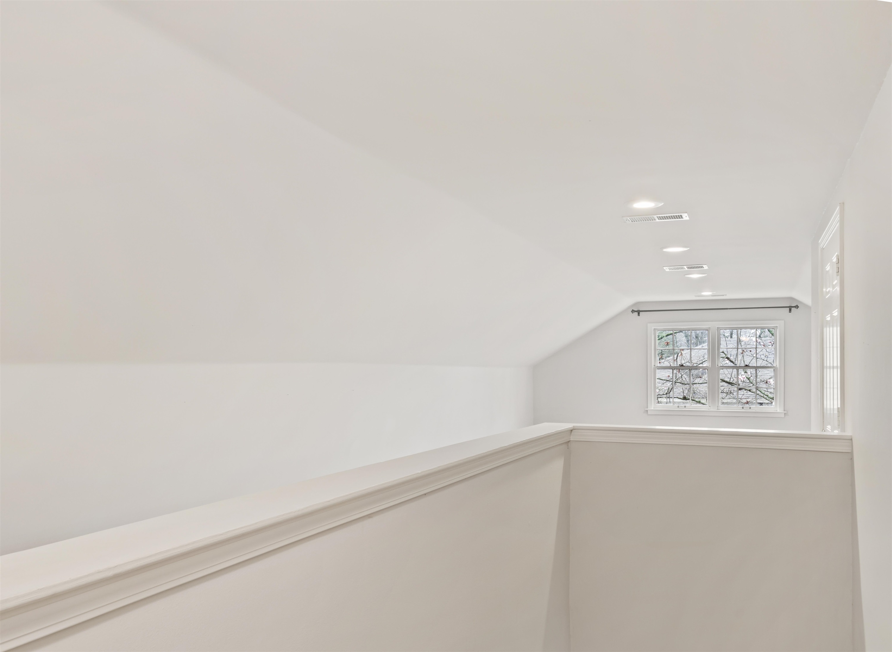 317 Pidgeon Road Memphis, TN 38117 - Photo 21 of 25 a view of an empty room