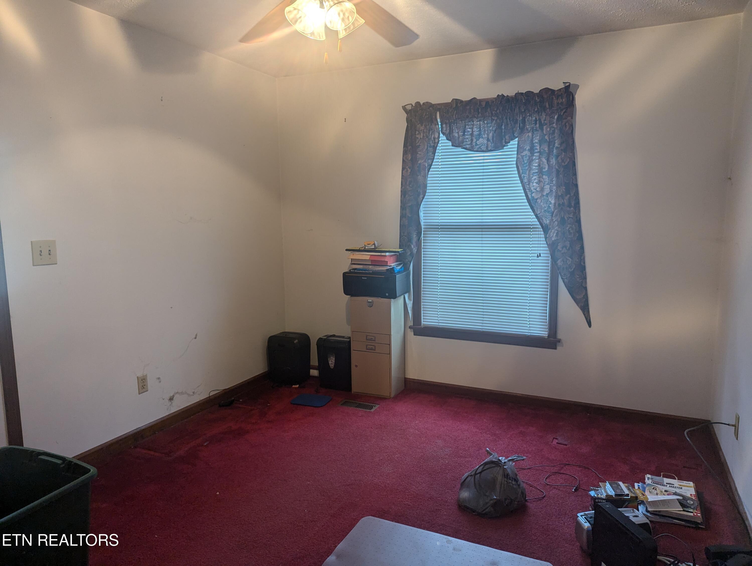 1009 Rochester Avenue Middlesboro, KY 40965 - Photo 21 of 23 1000029781