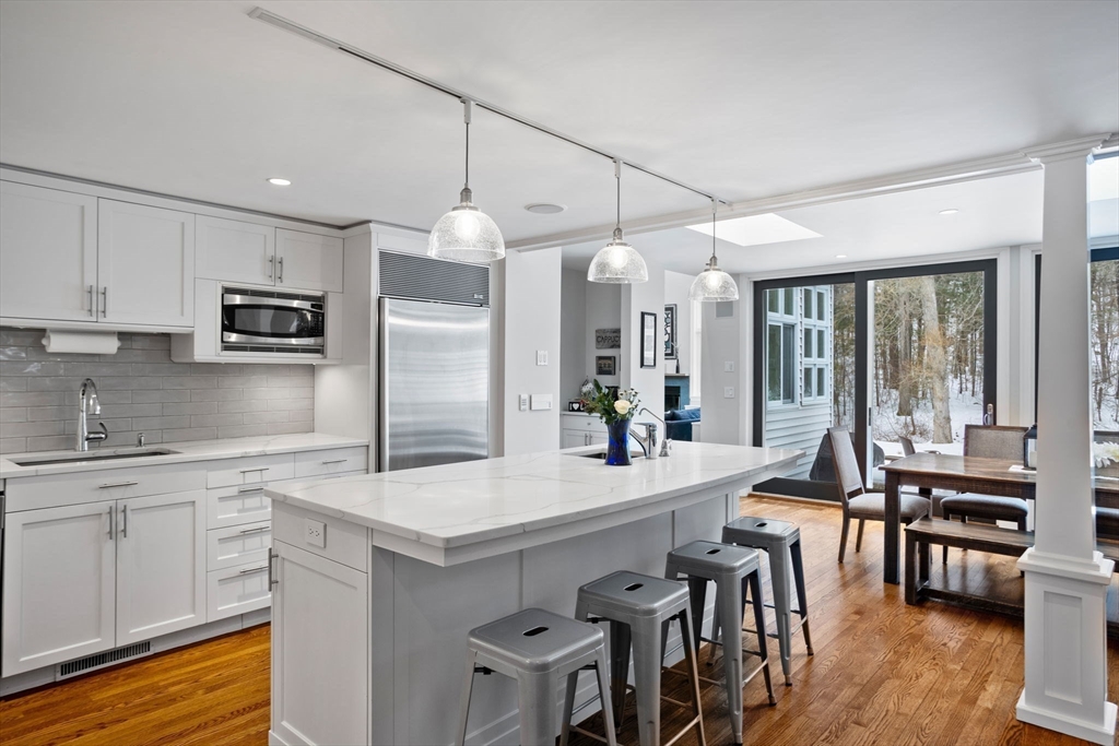 6 Meadowbrook Road Wellesley, MA 02481 - Photo 4 of 26 Gallery Image 4