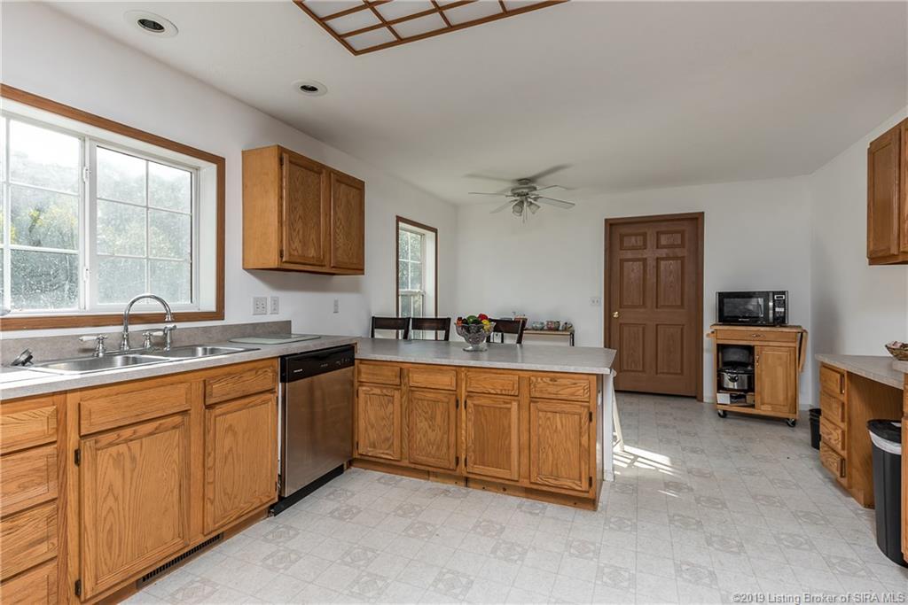 474 North Shea Road Scottsburg, IN 47170 - Photo 5 of 23 Gallery Image 5