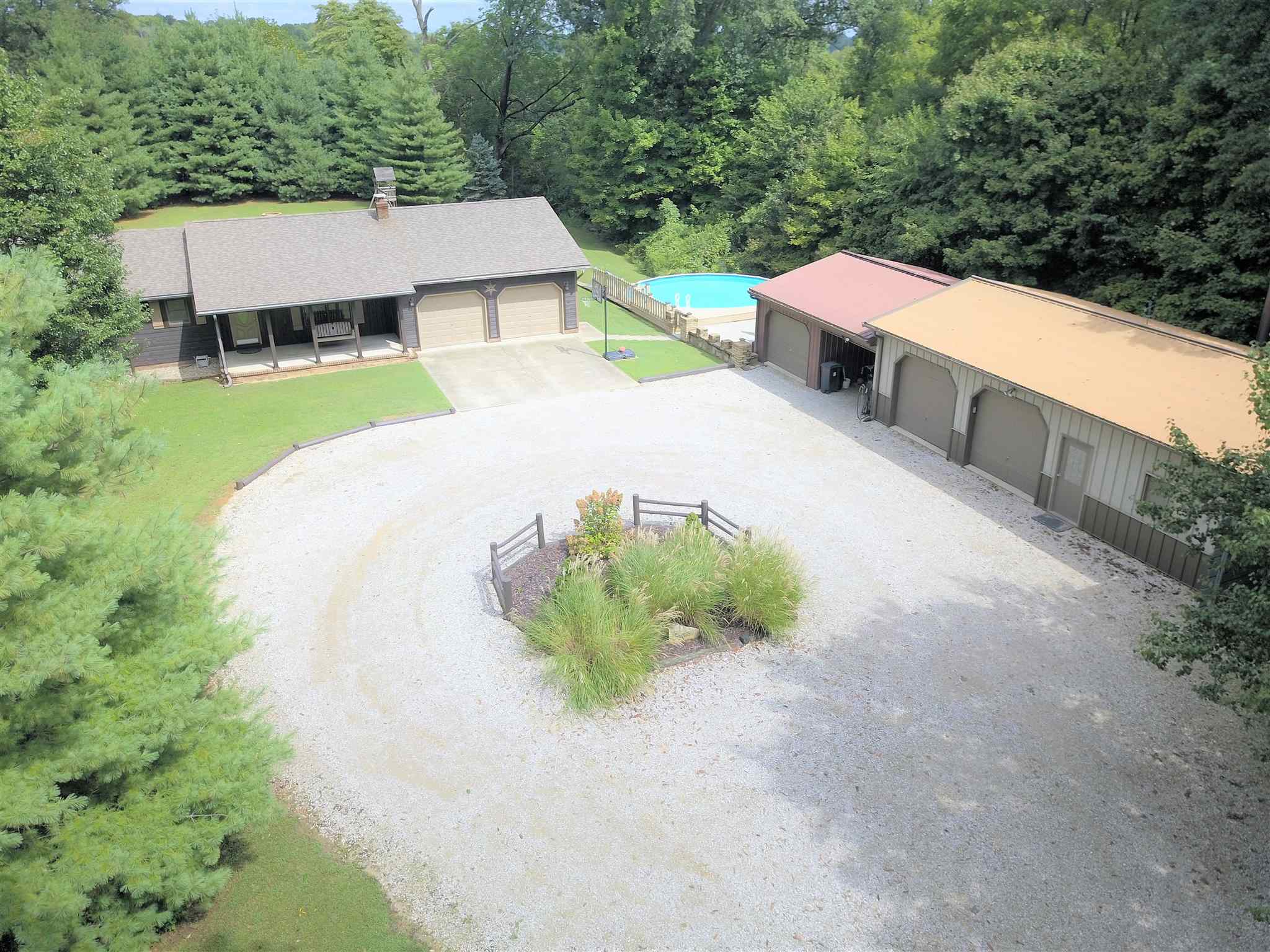1386 East Taftown Road Princeton, IN 47670 - Photo 2 of 27 Gallery Image 2