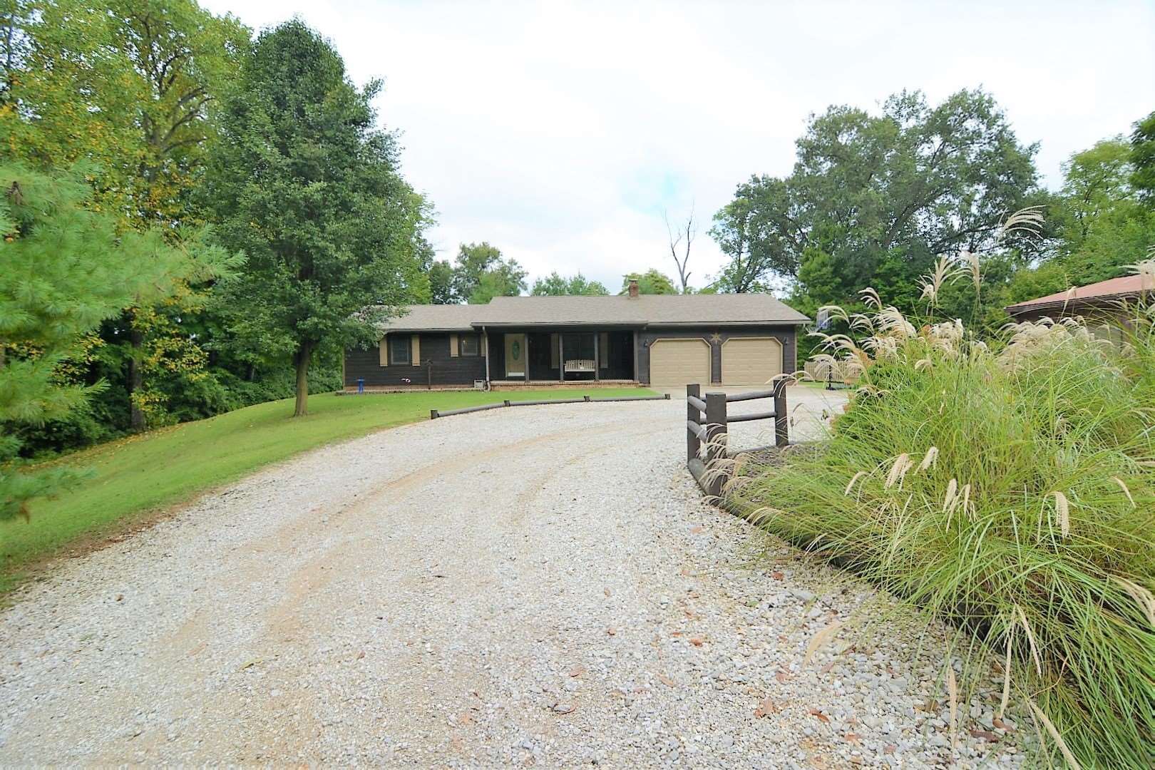 1386 East Taftown Road Princeton, IN 47670 - Photo 25 of 27 Gallery Image 25