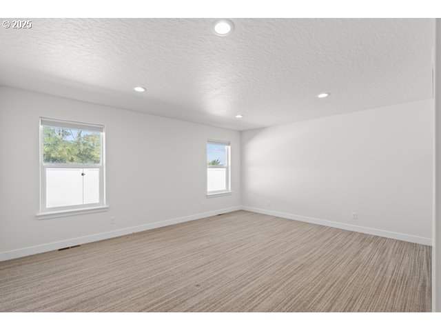 590 Southwest Cottonwood Drive Hermiston, OR 97838 - Photo 17 of 46