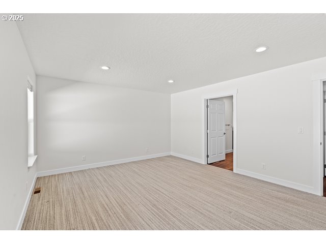 590 Southwest Cottonwood Drive Hermiston, OR 97838 - Photo 18 of 46