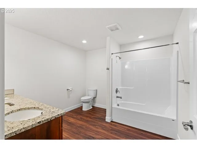 $478,900 | 590 Southwest Cottonwood Drive, Hermiston, OR 97838