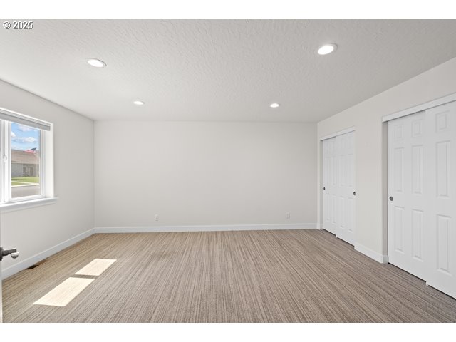 590 Southwest Cottonwood Drive Hermiston, OR 97838 - Photo 28 of 46