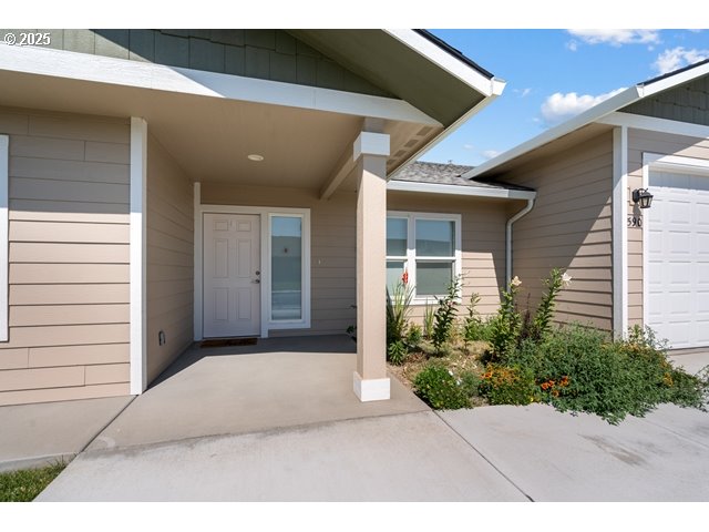 590 Southwest Cottonwood Drive Hermiston, OR 97838 - Photo 35 of 46
