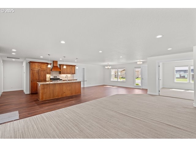 590 Southwest Cottonwood Drive Hermiston, OR 97838 - Photo 7 of 46