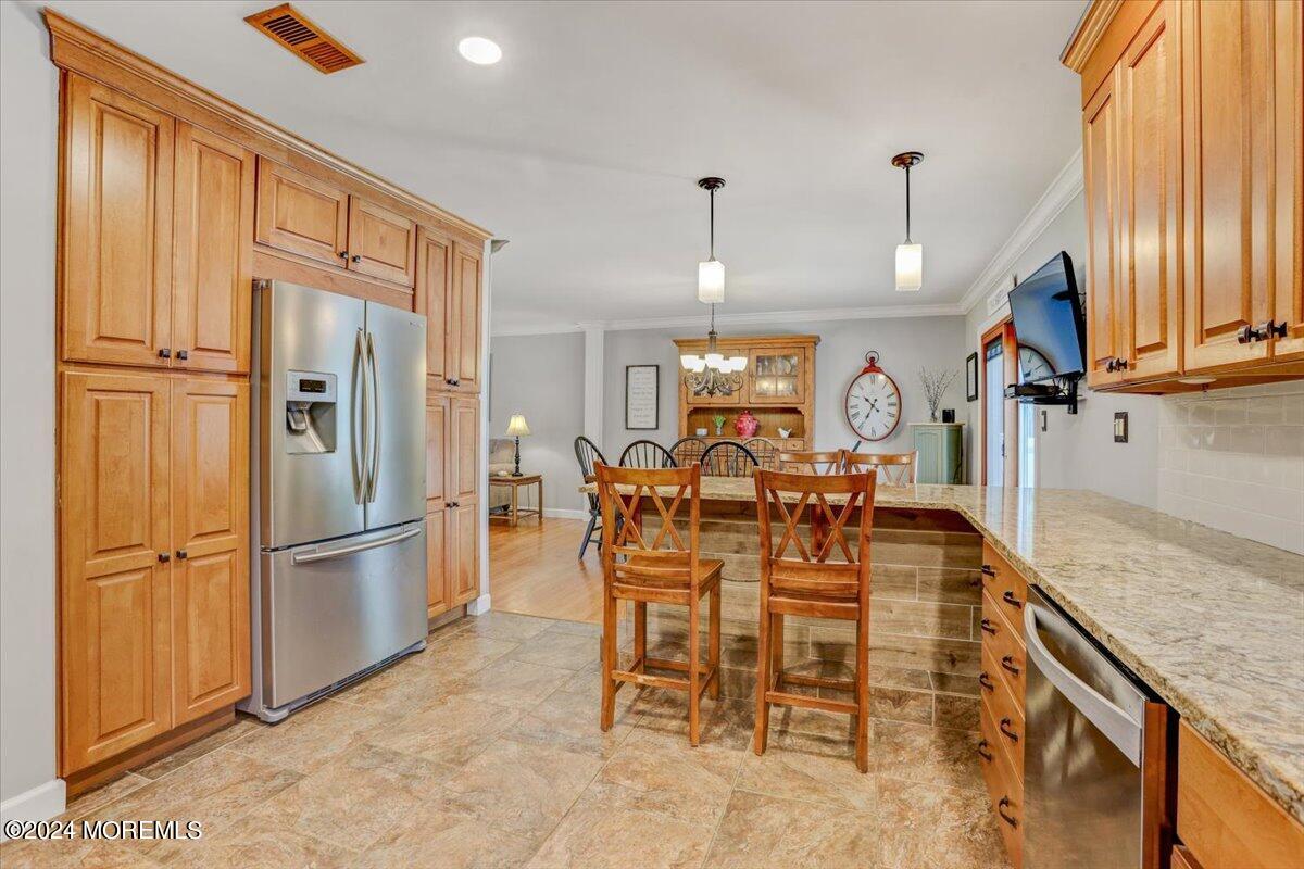 7 Fella Street Howell, NJ 07731 - Photo 14 of 39 13-Kitchen