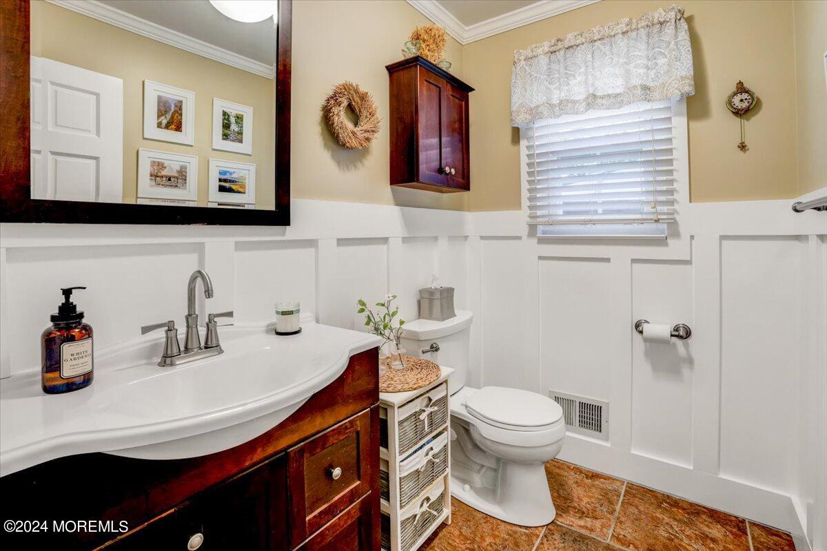 7 Fella Street Howell, NJ 07731 - Photo 17 of 39 17-Half Bath