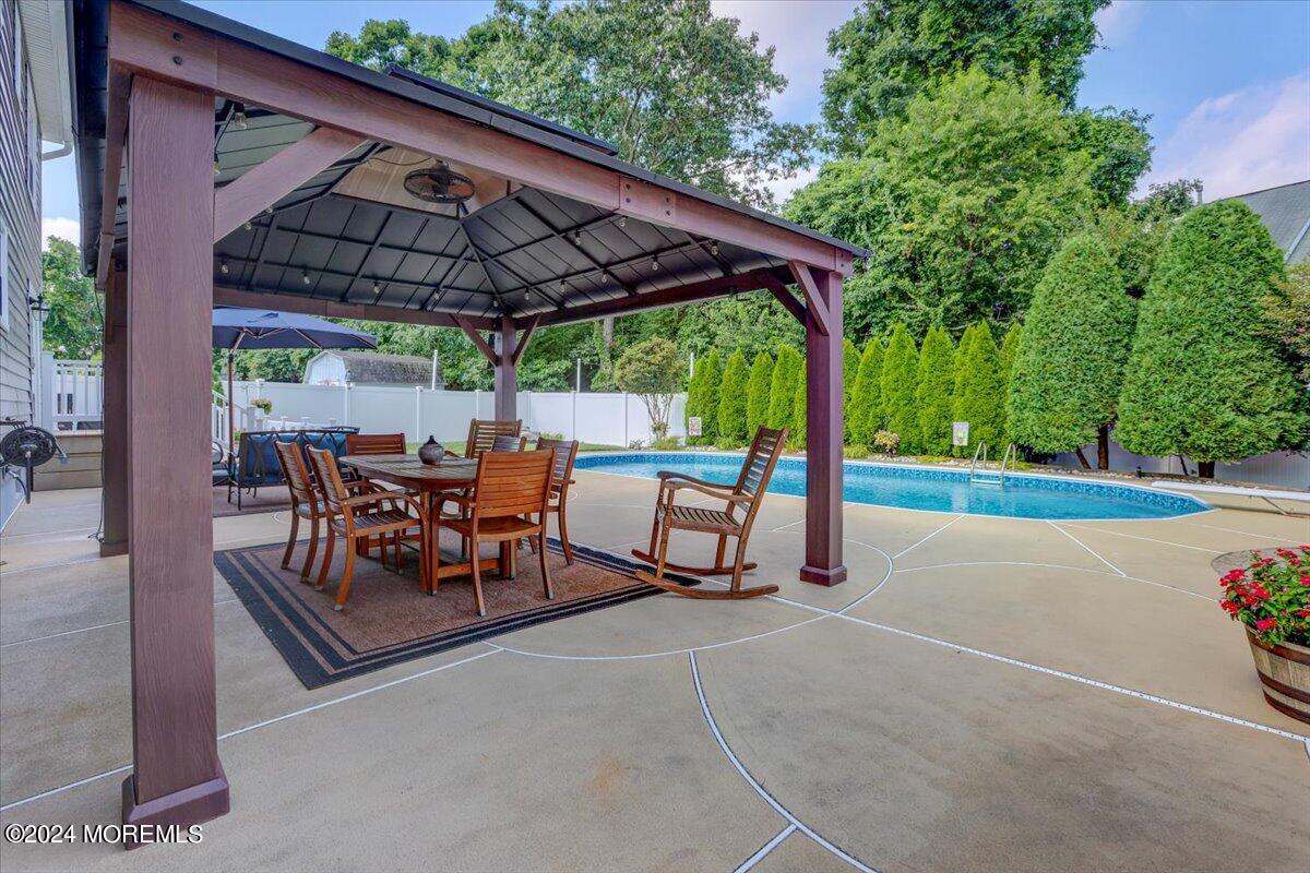 7 Fella Street Howell, NJ 07731 - Photo 31 of 39 32-Patio