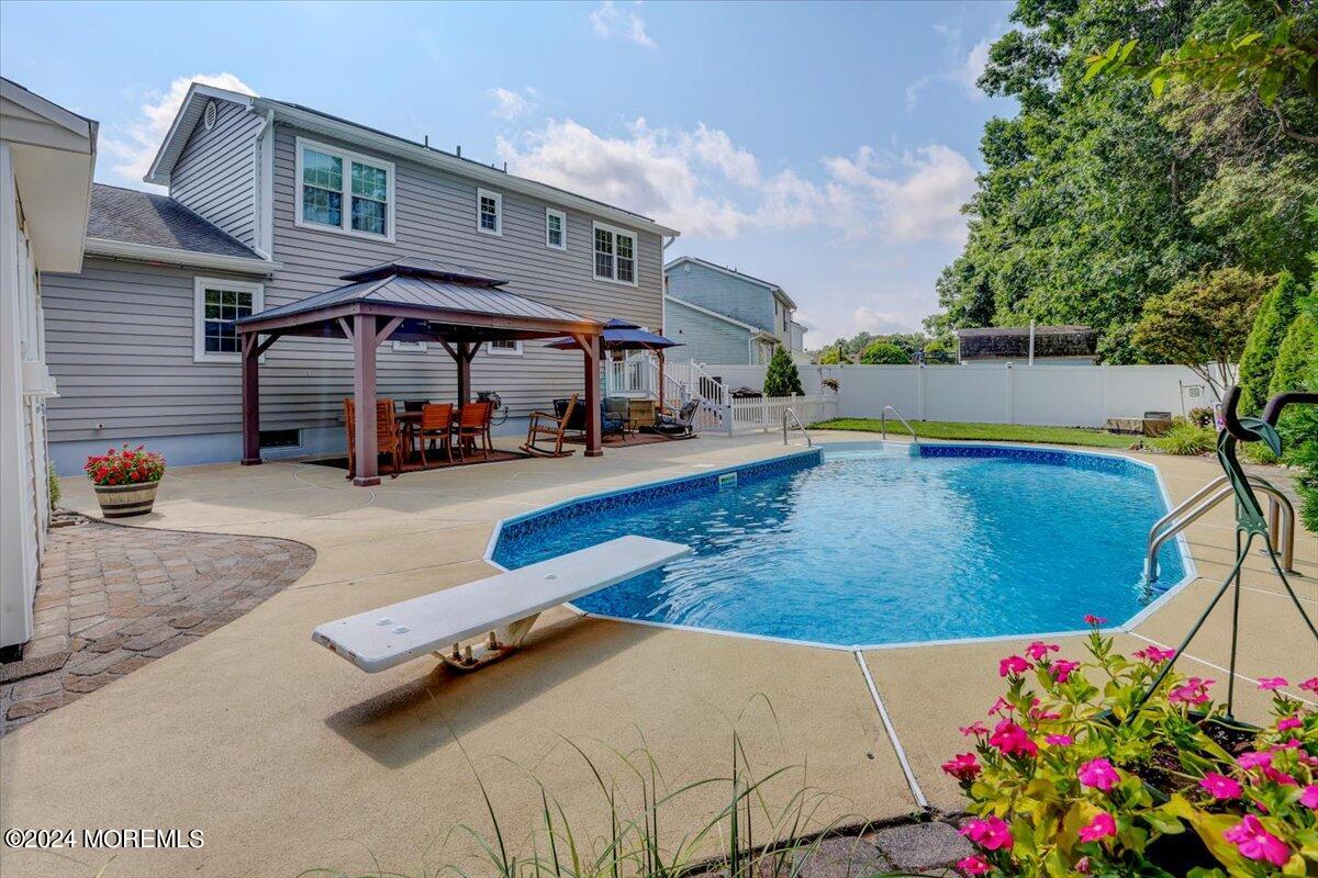 7 Fella Street Howell, NJ 07731 - Photo 34 of 39 36-Pool