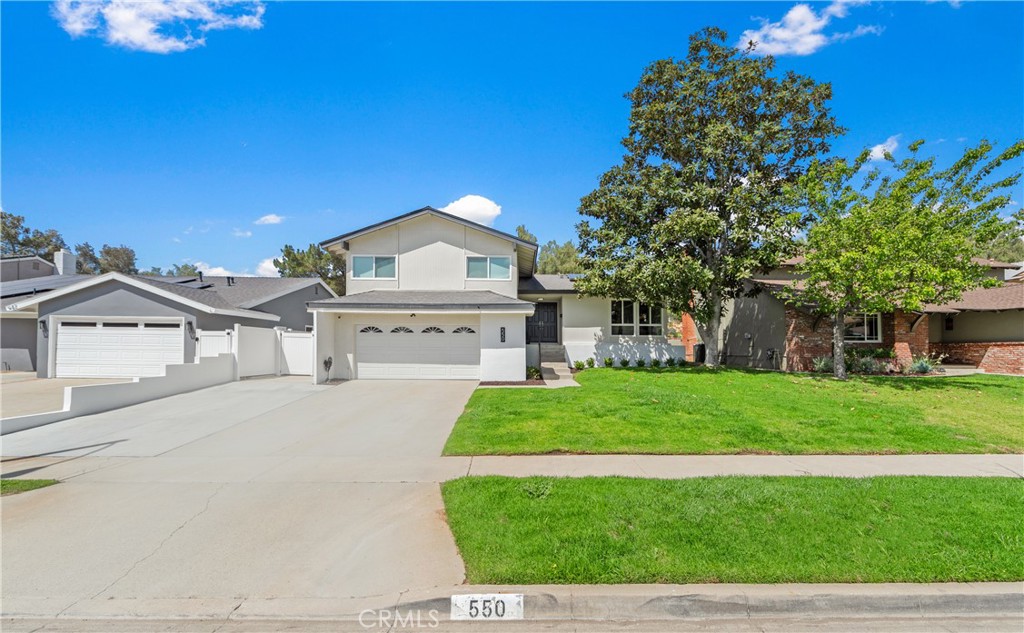 550 Termino Avenue Corona, CA 92879 - Photo 2 of 69