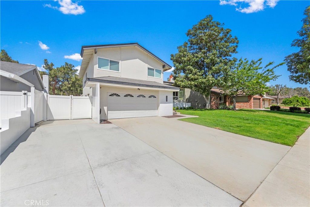 550 Termino Avenue Corona, CA 92879 - Photo 4 of 69