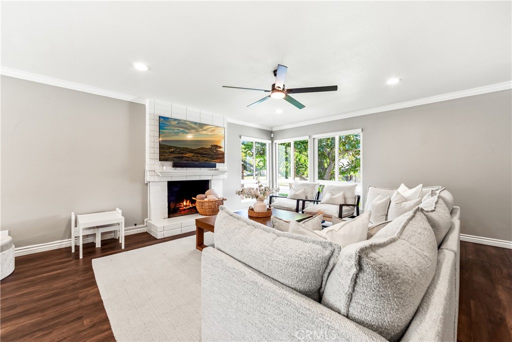 550 Termino Avenue Corona, CA 92879 - Photo 10 of 69