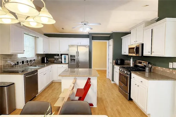 $2,500 | 69 Morning Top Court, Suwanee, GA 30024