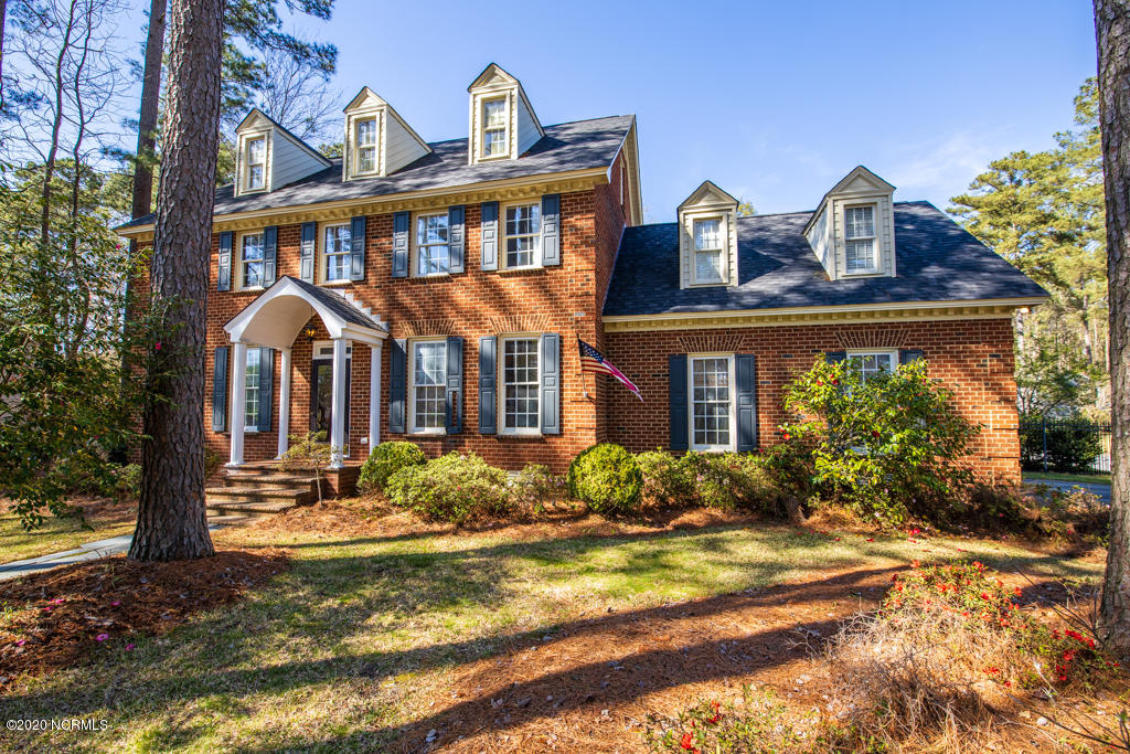 400 Cedarhurst Rd-3