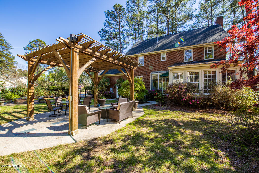 400 Cedarhurst Rd-7