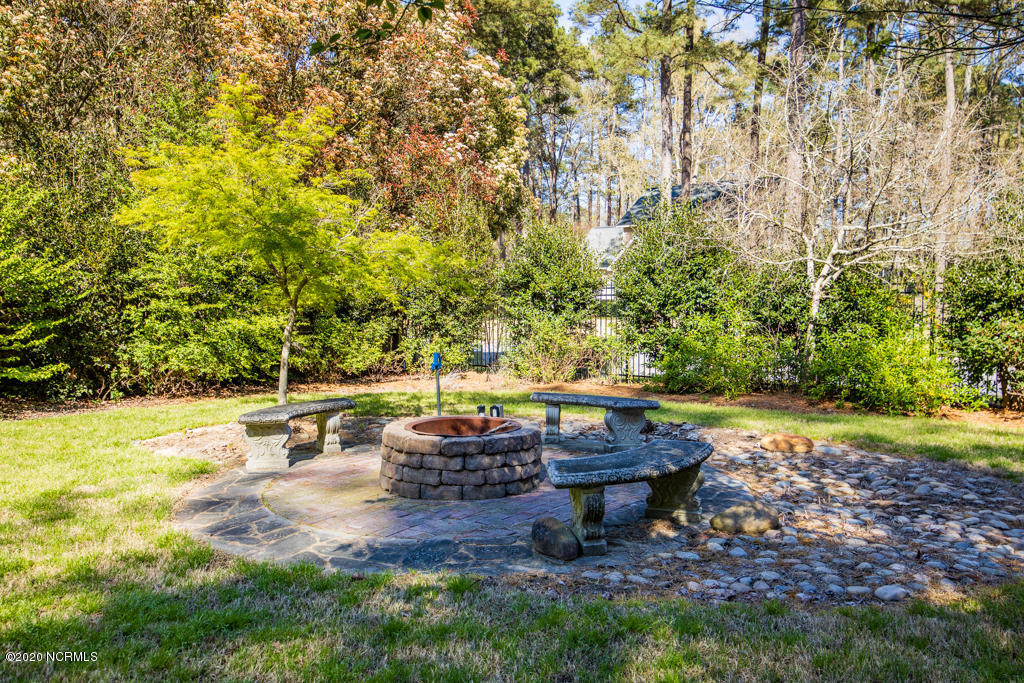 400 Cedarhurst Road Greenville, NC 27834 - Photo 10 of 51 400 Cedarhurst Rd-10