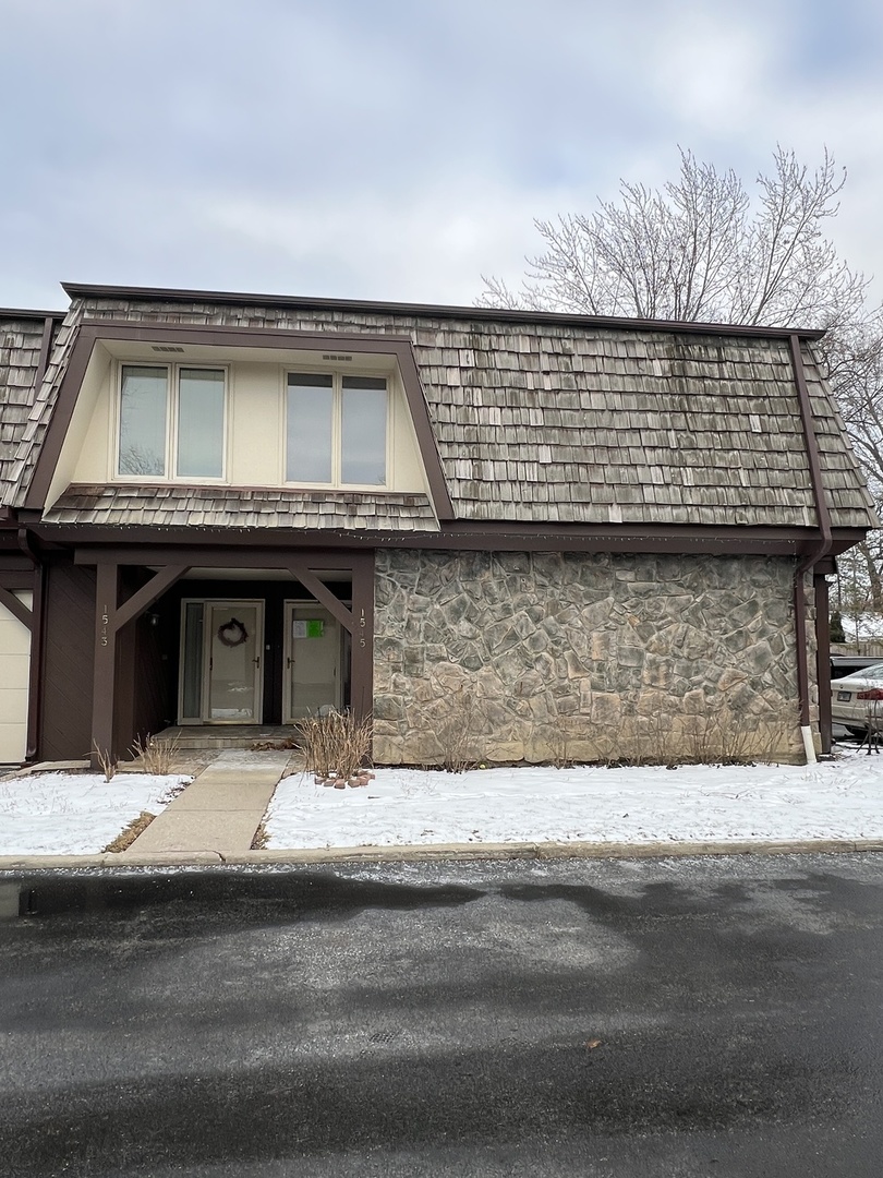 1545 Winnetka Road, Unit 1545 Glenview, IL 60025 - Photo 1 of 27