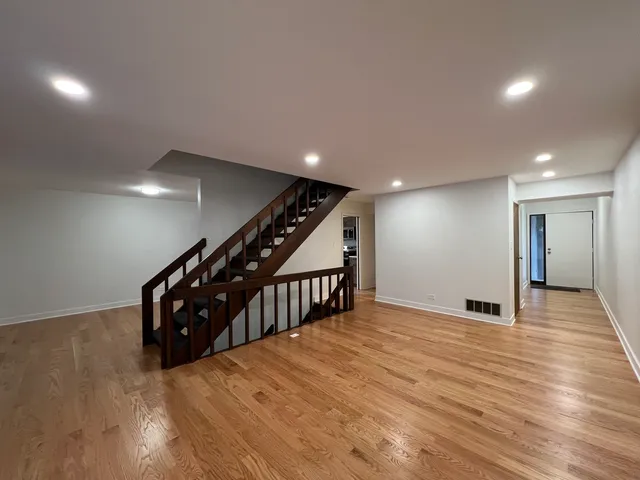 $3,500 | 1545 Winnetka Road, Unit 1545, Glenview, IL 60025