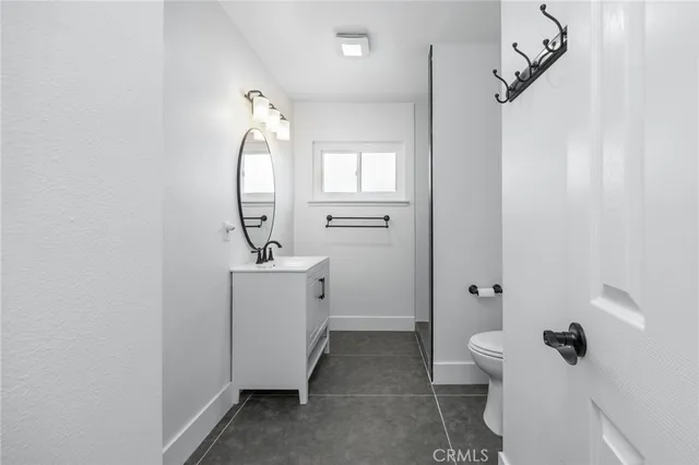 $999,999 | 230 South Camellia Street, Anaheim, CA 92804