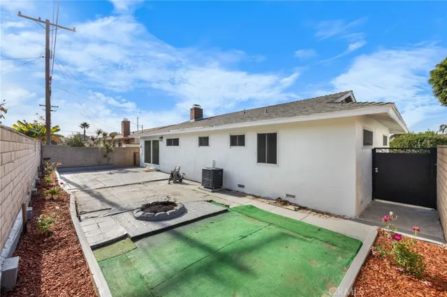 $999,999 | 230 South Camellia Street, Anaheim, CA 92804