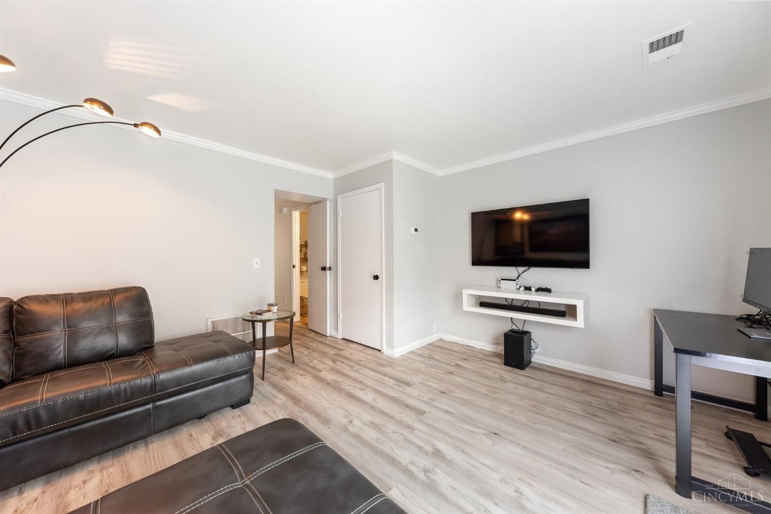 1163 Witt Road, Unit 312 Cincinnati, OH 45255 - Photo 13 of 30 Gallery Image 13