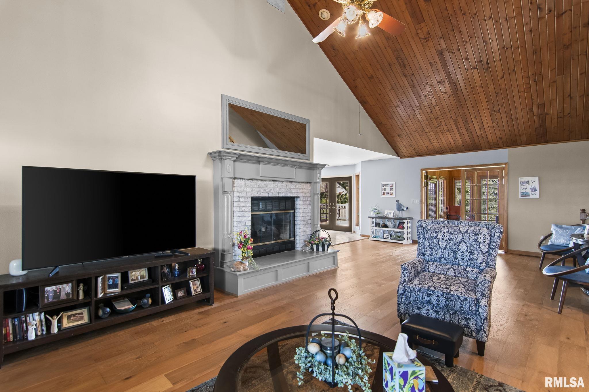 4489 Palmyra Road Palmyra, IL 62674 - Photo 8 of 52