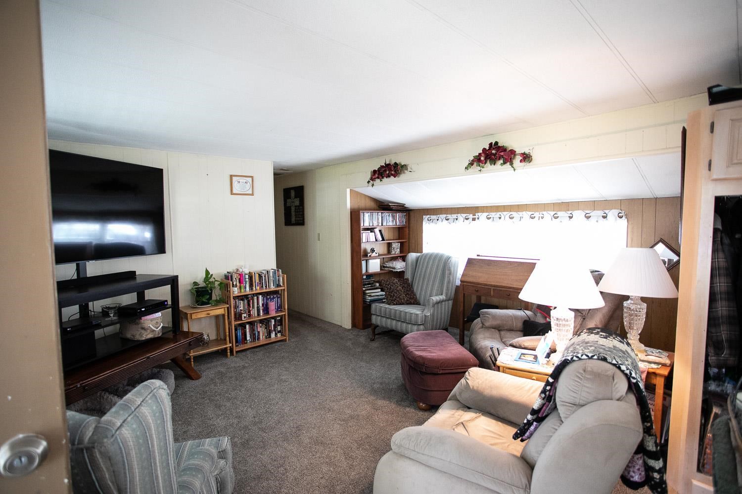 205 South Flora Road Greenacres, WA 99016 - Photo 3 of 12 Gallery Image 3
