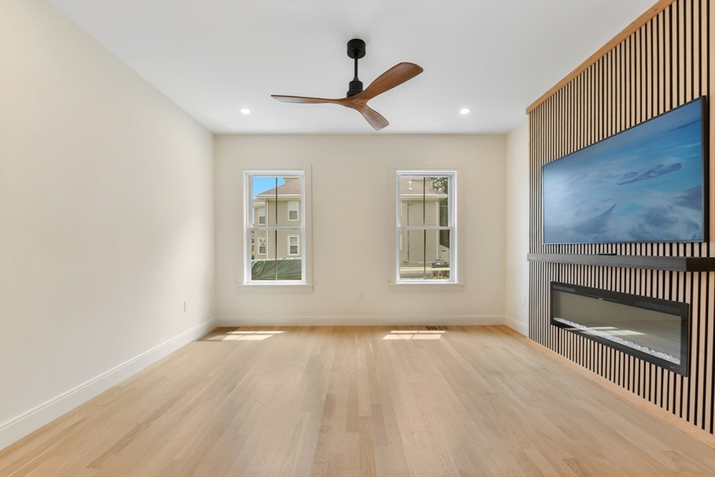 36 McKone Street, Unit 1 Boston, MA 02122 - Photo 13 of 32