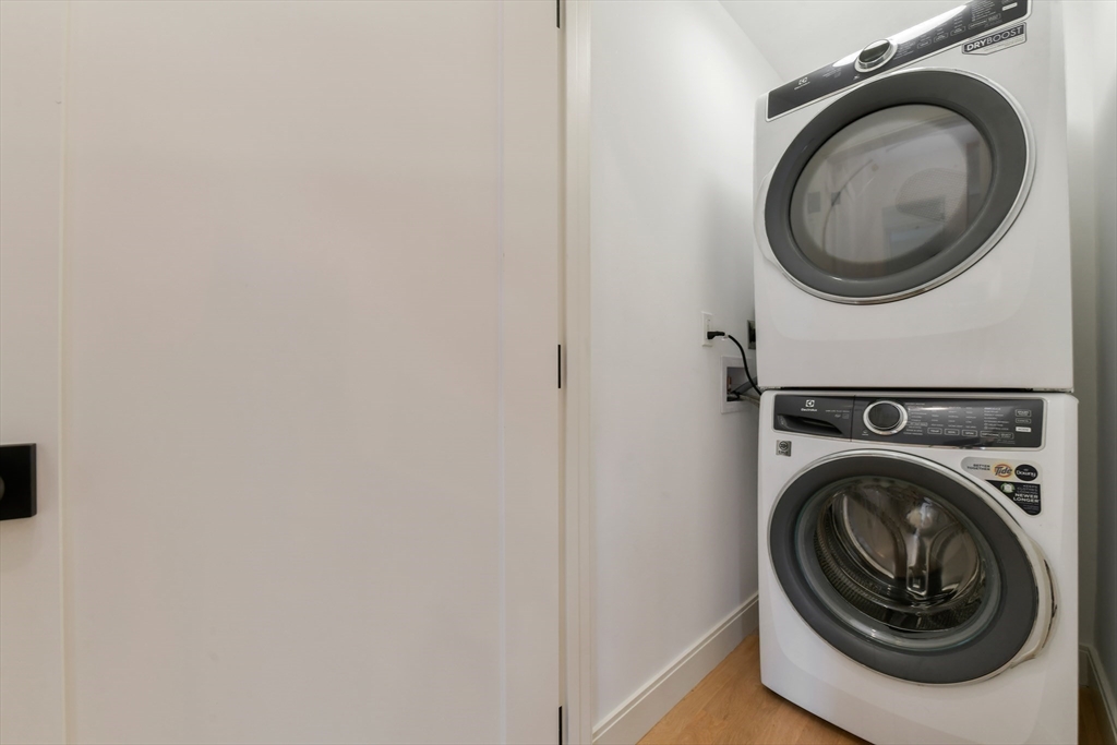 36 McKone Street, Unit 1 Boston, MA 02122 - Photo 29 of 32