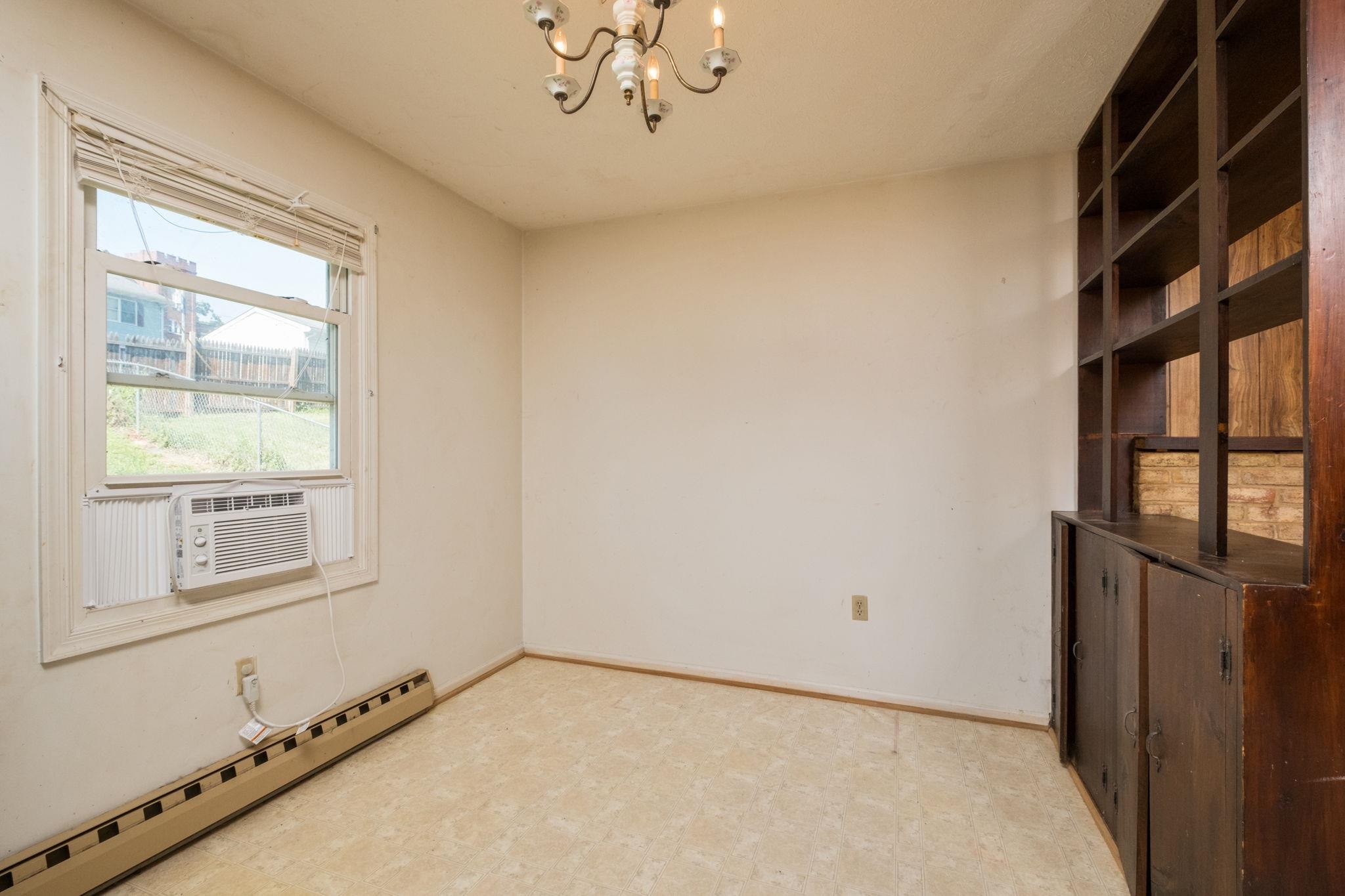 125 East Riverside Drive Timberville, VA 22853 - Photo 14 of 27
