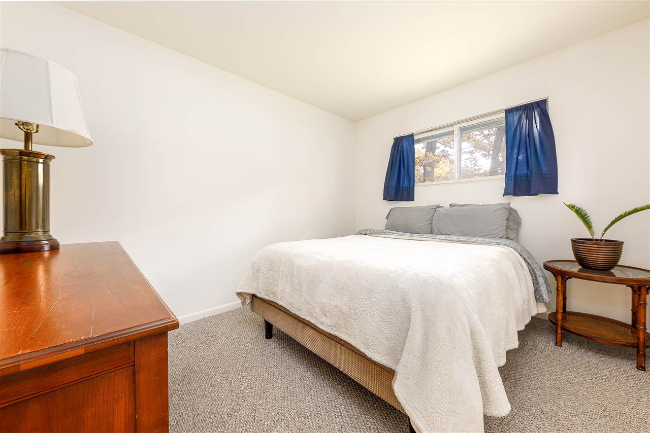 804 Westminster Road Traverse City, MI 49686 - Photo 17 of 23 1881561-16.JPG